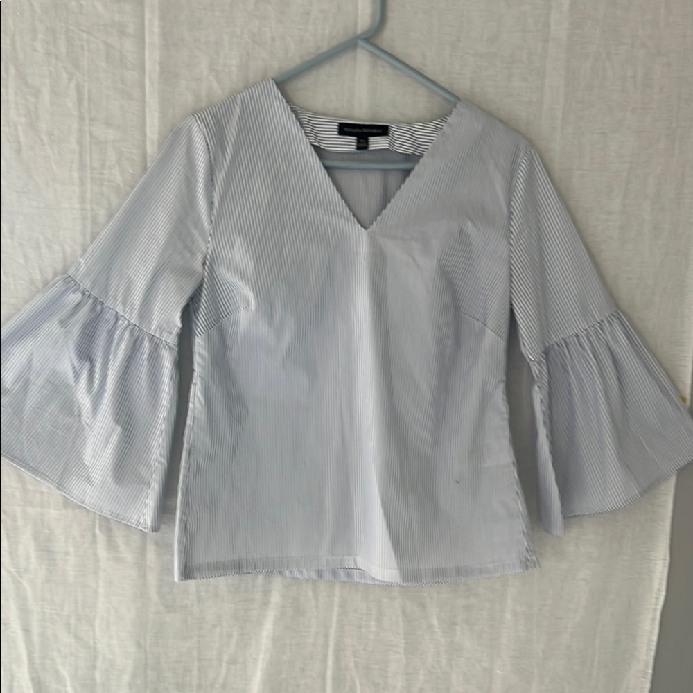 Banana Republic Blue Ruffled Bell Sleeve Blouse. CAJA. # 1 A